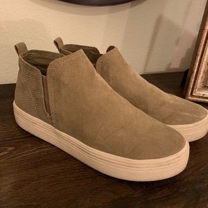 Platform Slip on Sneakers